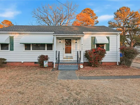 223 Deal Dr, Portsmouth, VA 23701