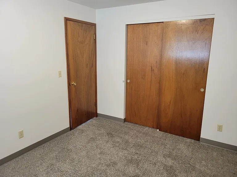 414 S 65th Ave #414 — Photo 5