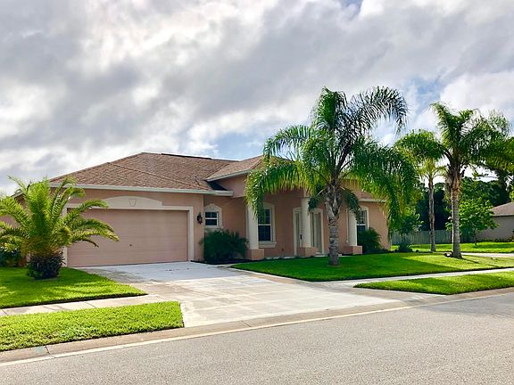 4th image of 5553 Yaupon Holly Dr