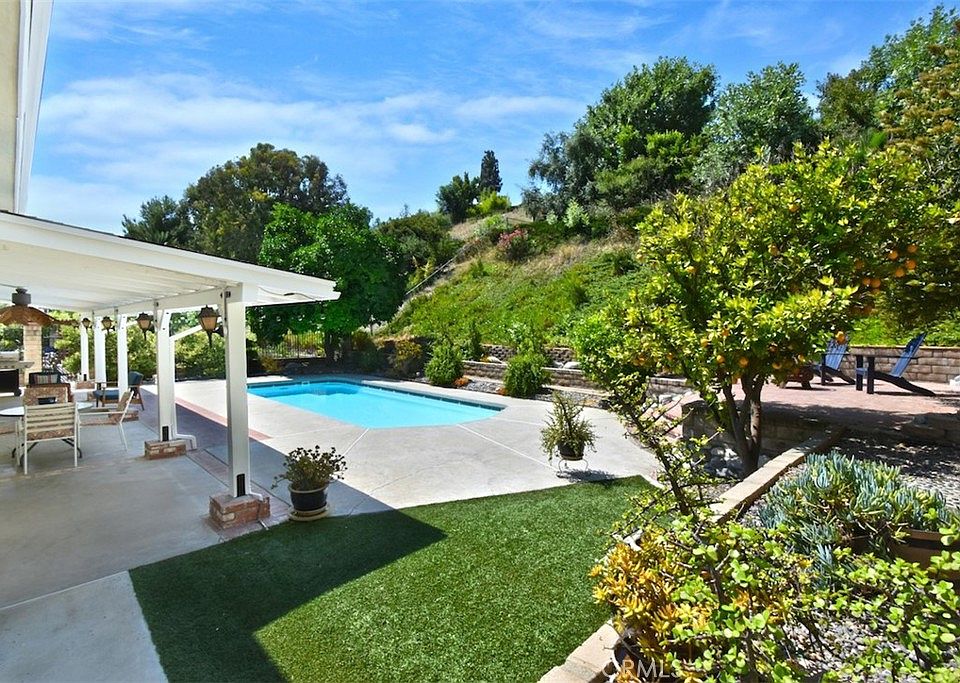 1st image of 23846 Del Cerro Cir