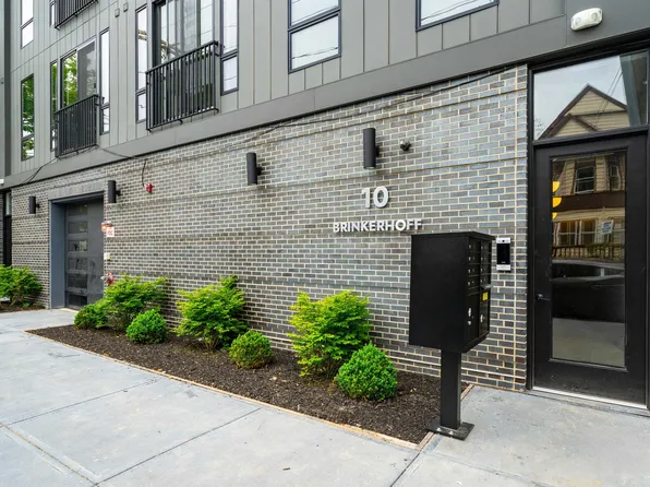 10 Brinkerhoff Street image 19 of 19