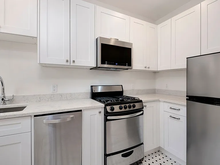 Fionia Apartments — Photo 28