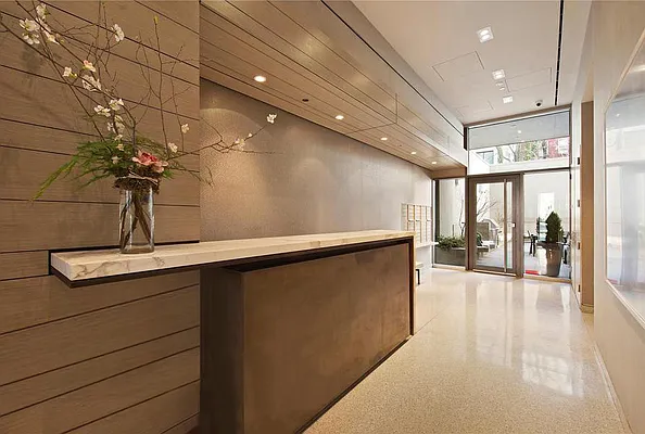 Rented by Levan Real Estate | media 35