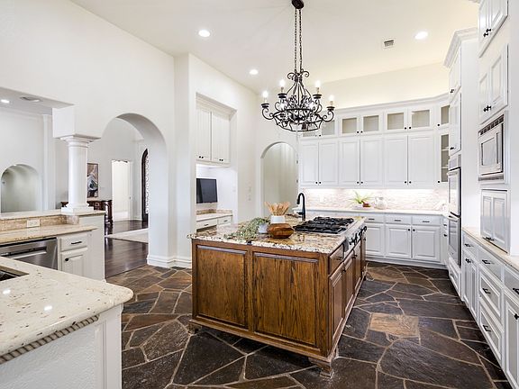 5th image of 1916 W Emerald Bend Ct