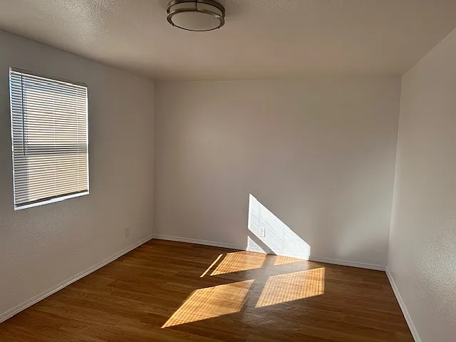 1415 E South St — Photo 9