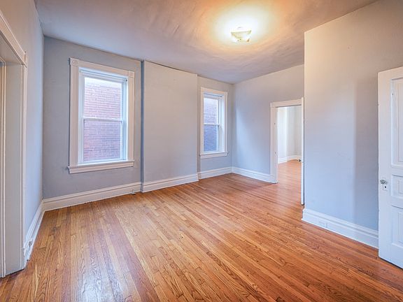 5th image of 2144 Stansbury St