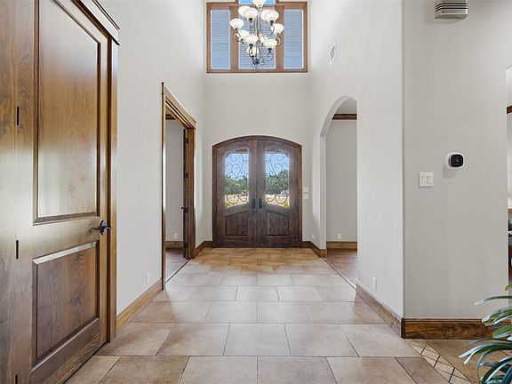 4th image of 438 Patricia Rd
