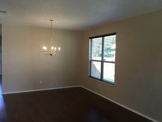 4 bed, 2.5 bath, 2669 sqft, $2,560 — Photo 4
