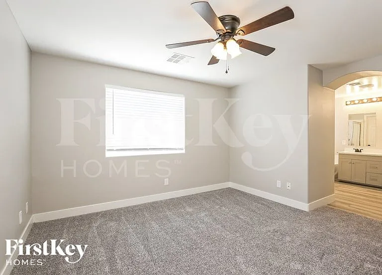 817 Fort Mandan Ct — Photo 10