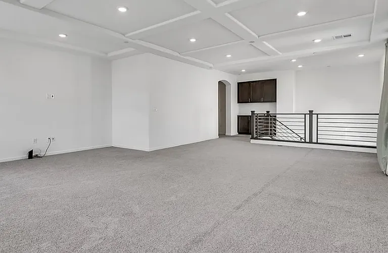 8541 S Pioneer Way — Photo 17