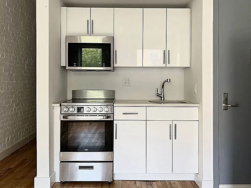 1st image of 324 E 77th St #4-D