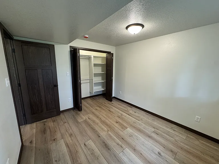 608 College St — Photo 14