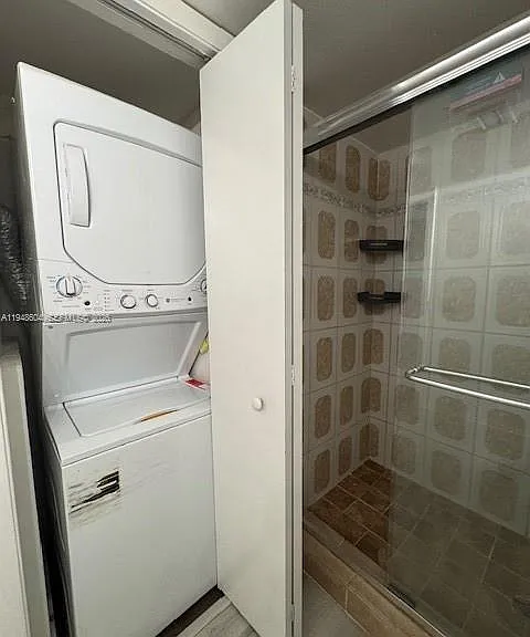 321 Lakeview Dr #105 — Photo 19