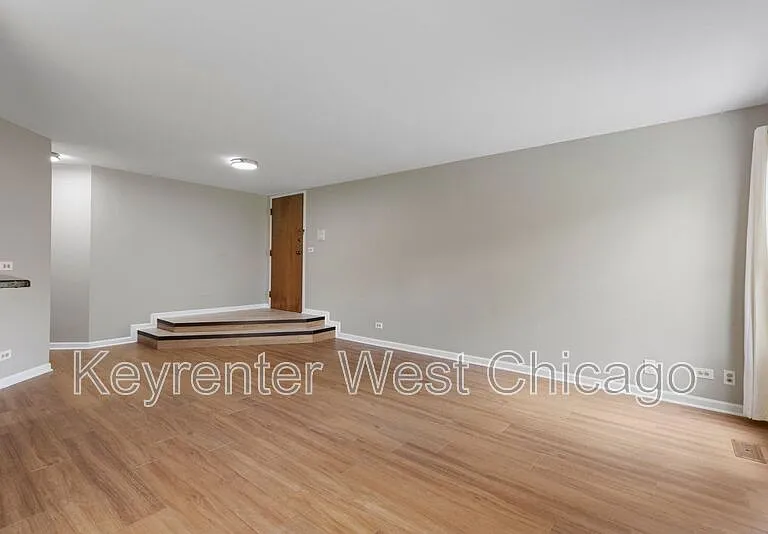 1851 Fox Run Dr #B — Photo 7