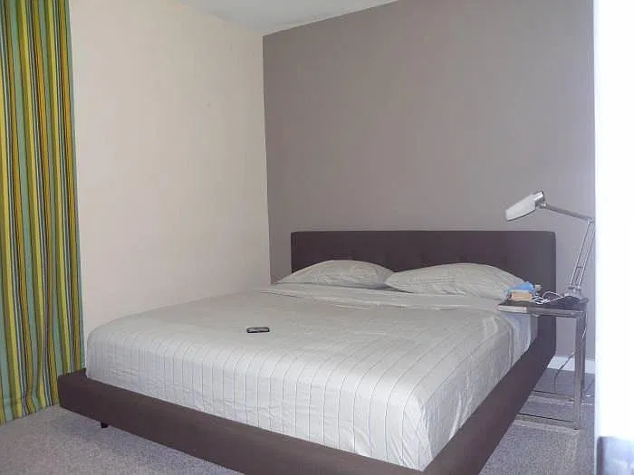 Bed room