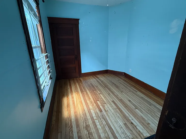 110 West St #1 — Photo 4