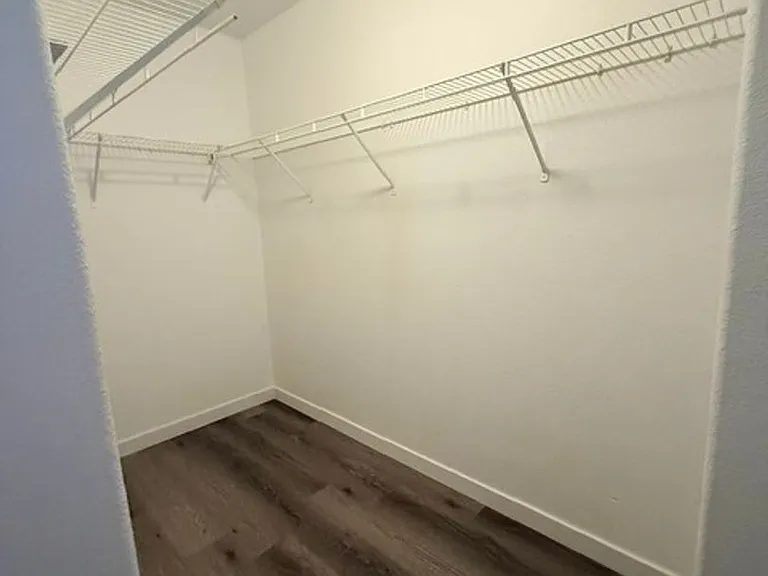 5172 Dillingham Dr — Photo 18