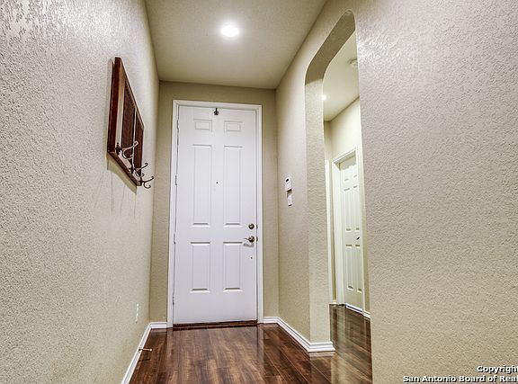 4th image of 6722 Loma Blanca