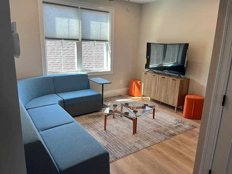 55-57 Reed Ave #3 — Photo 41