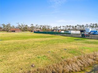 424 Deshotel Ln, Lake Charles, LA 70615