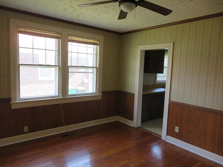 707 Hamilton Ave — Photo 5