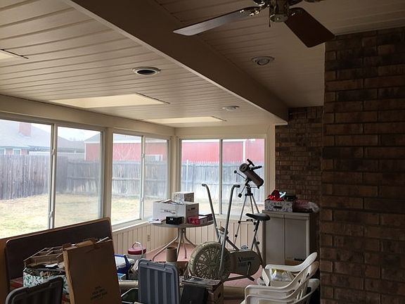 5th image of 3815 Lyndale Dr