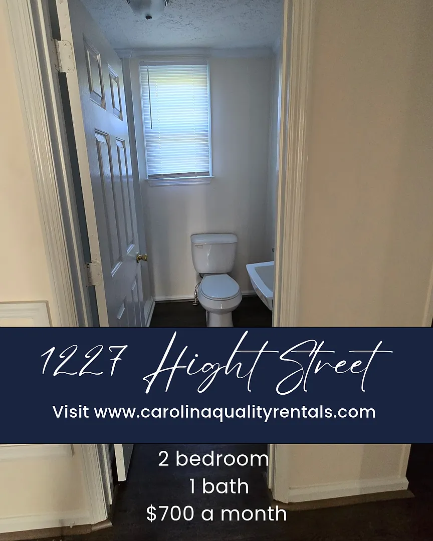 2 Bedroom/1 Bath House In Town — Photo 4