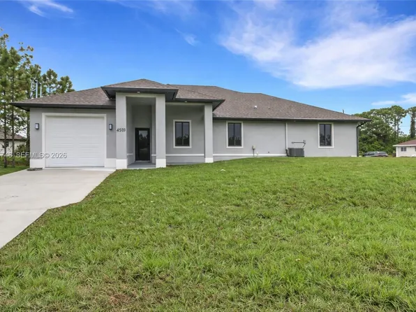 4501/4503 15th St SW, Lehigh Acres, FL 33973