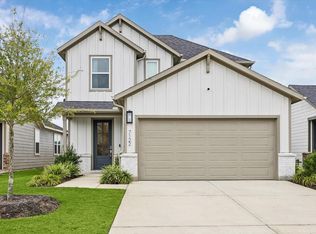 7122 Clearwater Cove Dr, Cypress, TX 77433