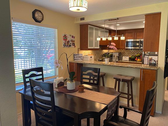 2nd image of 5105 Shalimar Cir