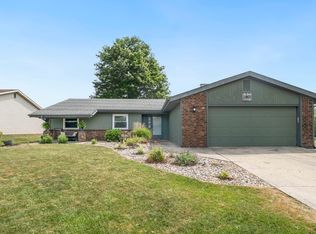 2802 Arch Tree Pl, Fort Wayne, IN 46815