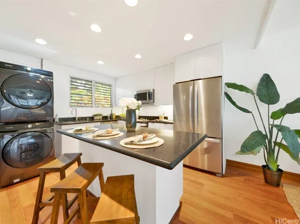 4156 Keanu St APT 2, Honolulu, HI 96816