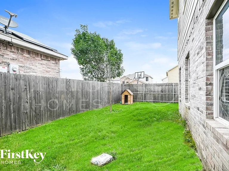 9935 Rio Doso Dr — Photo 15