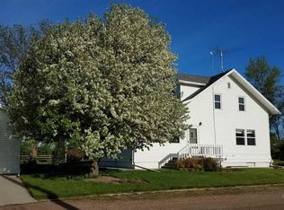 47975 239th St, Trent, SD 57065