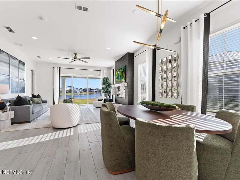 492 Rum Runner Way — Photo 10