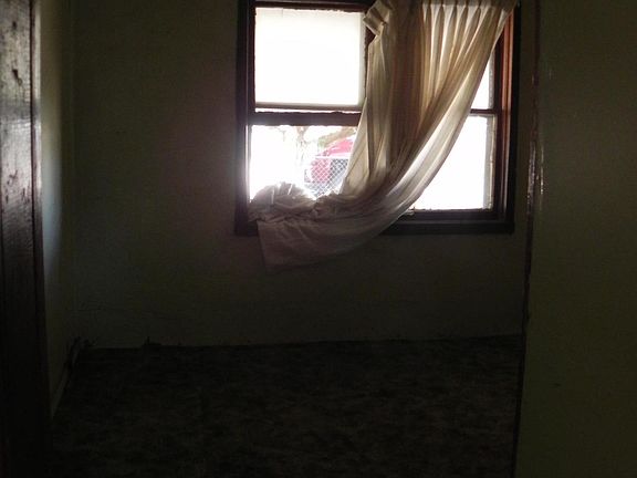 2nd image of 768 S 14th St