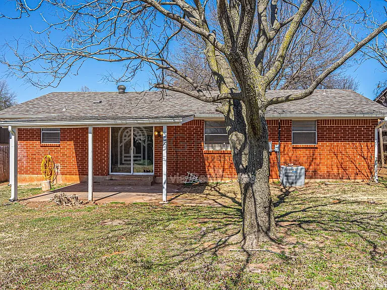 3920 Dentwood Ter — Photo 24