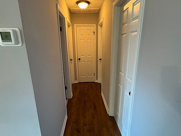 3rd image of 920 Baillio Dr