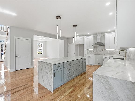 4th image of 6 Barrows Rd