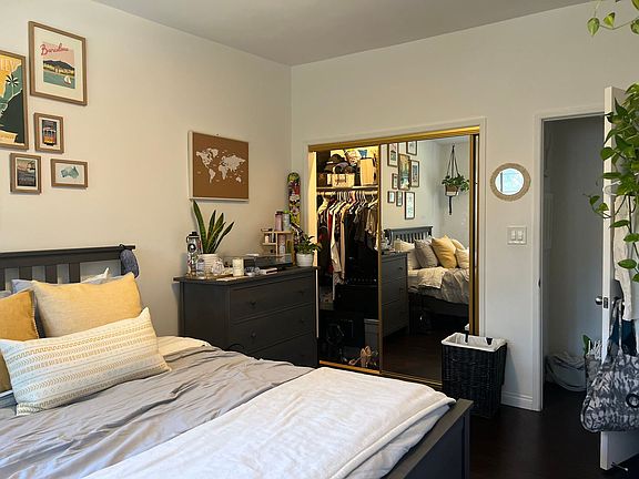 2nd image of 3726 Keystone Ave APT 7