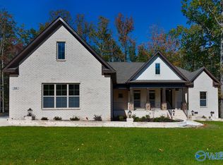 23 Bluff Crk, Huntsville, AL 35803