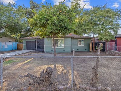 2452 S Holloway Avenue, Fresno, CA, 93725