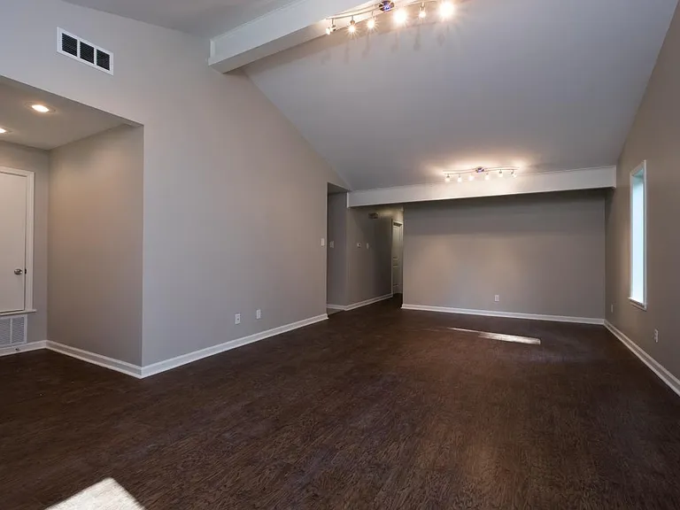 49 Warwick Rd — Photo 11