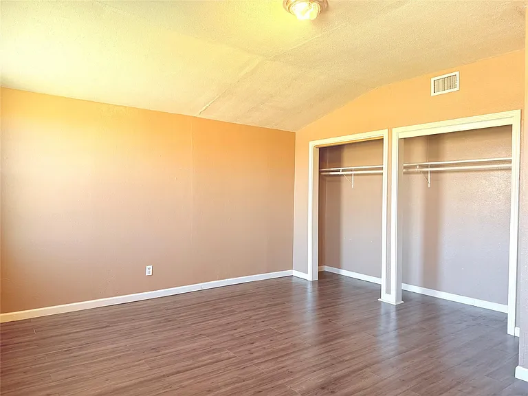 14005 Alles House St — Photo 6