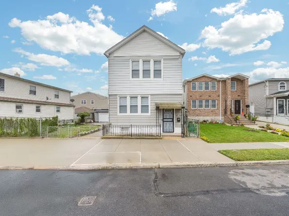 226-10 147th Avenue image 1 of 35