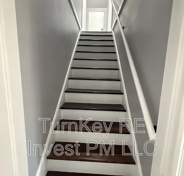 18343 Oakwood Ave #1 — Photo 8