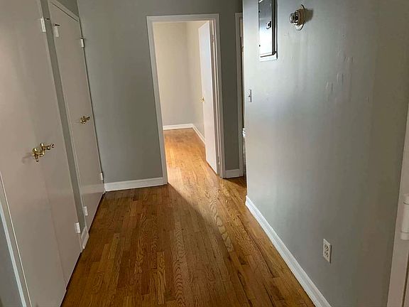 4th image of 71 W 118th St #12