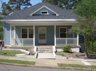 720 N Poplar St, Paris, TN 38242