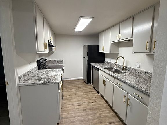 5th image of 1505 W Pearl St #11