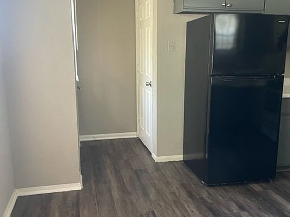2nd image of 11424 Felton St